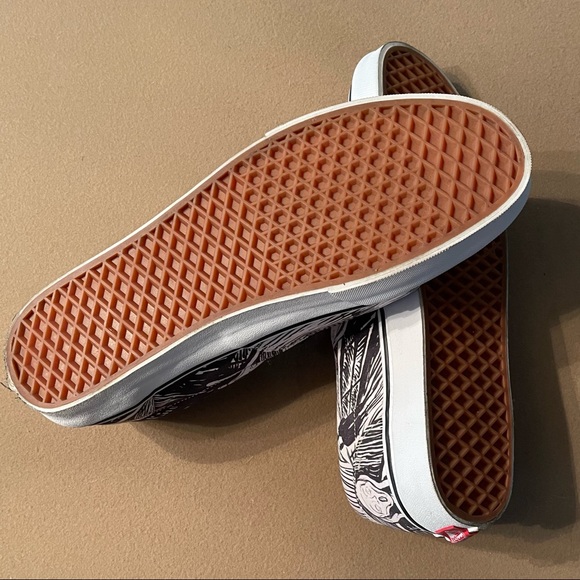 Vans (MOMA) Edvard Munch VN0A4BV41UB Ltd Edition Canvas Sneaker Mens 13 NIB - Picture 2 of 8